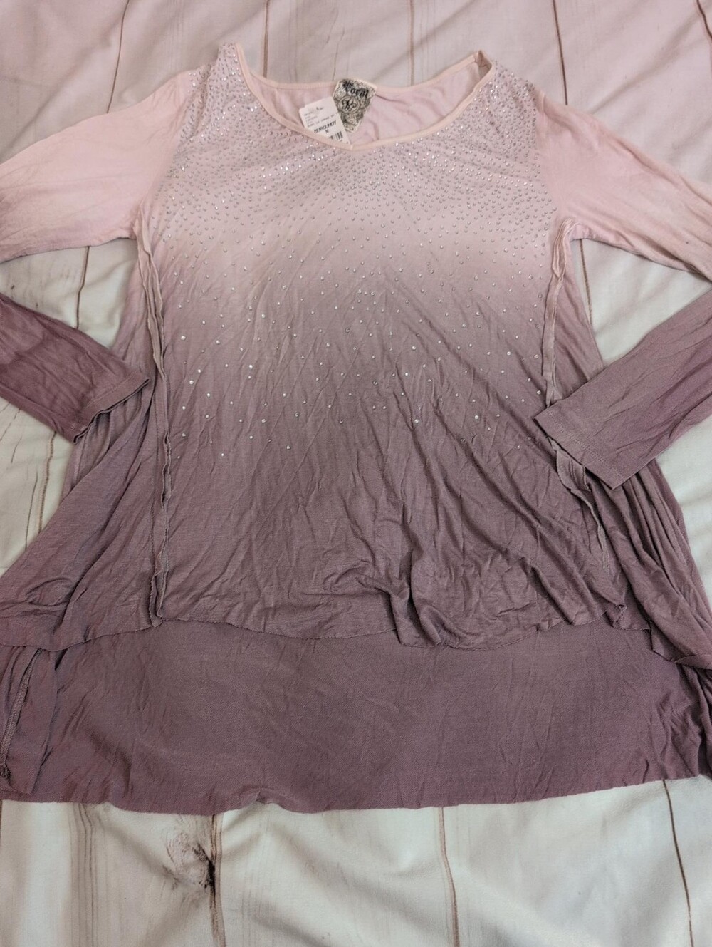 Vocal NWT Ombre Rhinestone Tunic Top M Pink Burgundy Y2K Western Bling